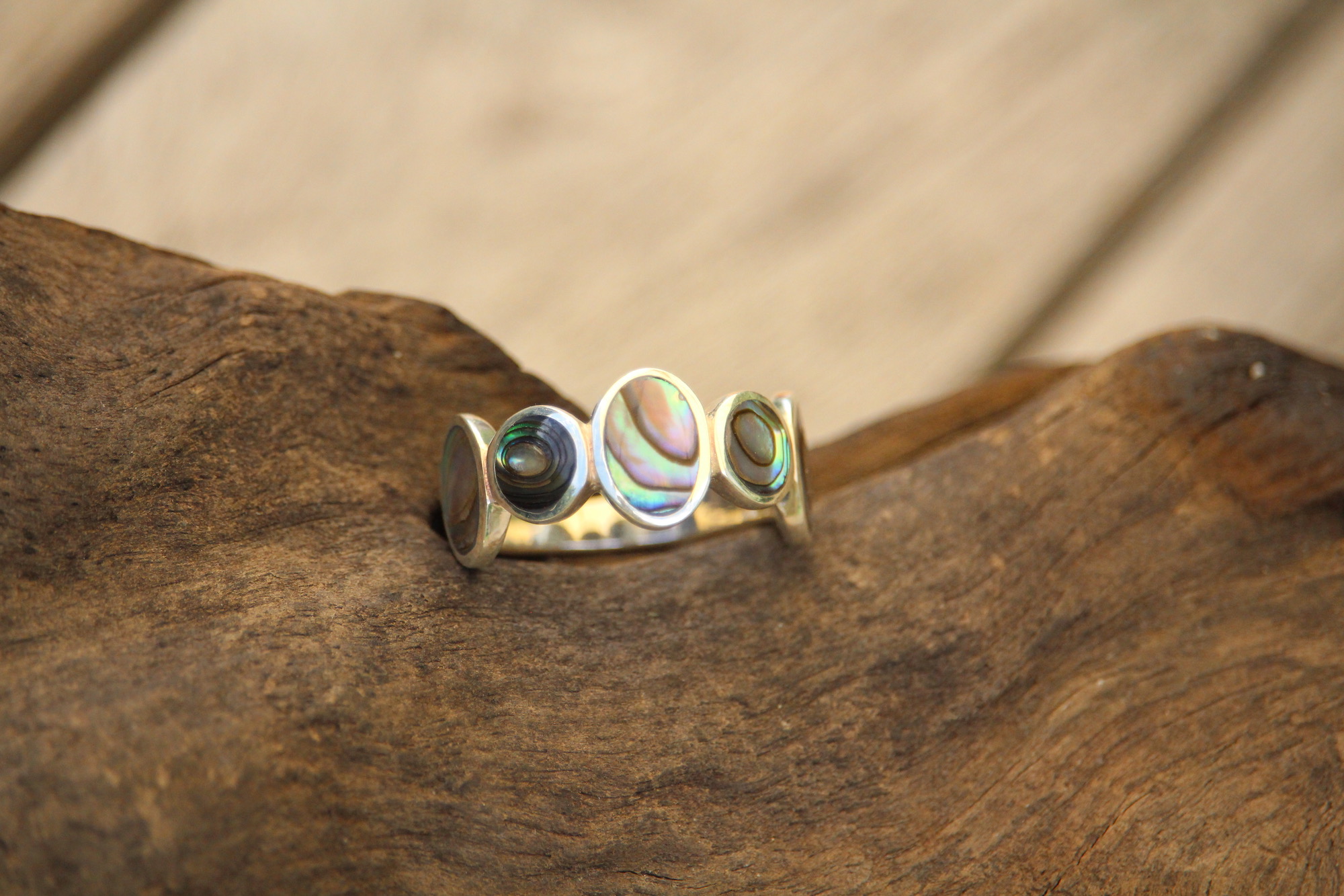 9-3714-1 Ring abalony 5 Steine